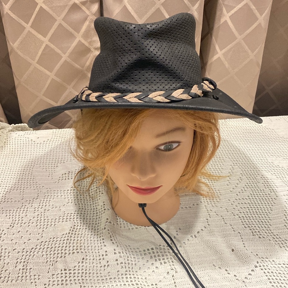 Minnetonka Black Perforated Hat with Tan Braid